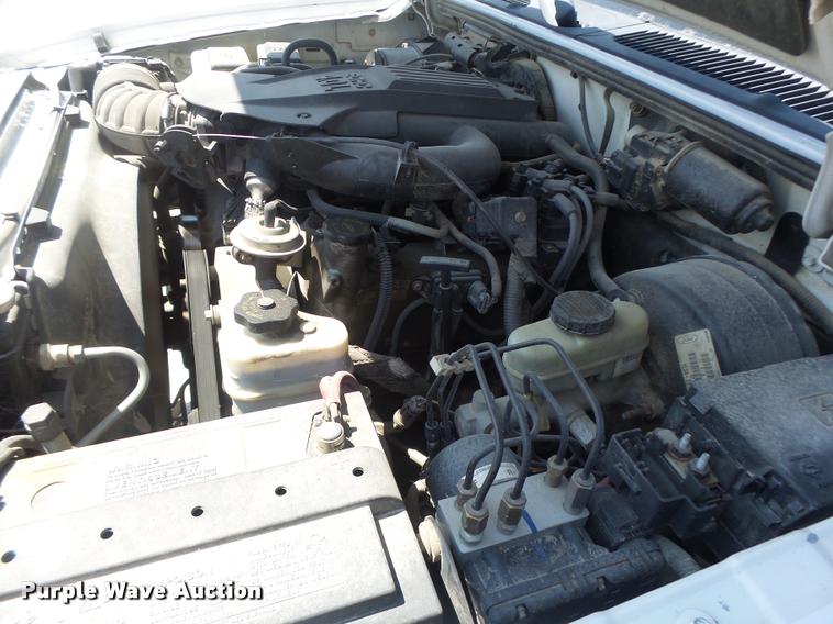 image for item DF9345 2001 Ford Explorer SUV