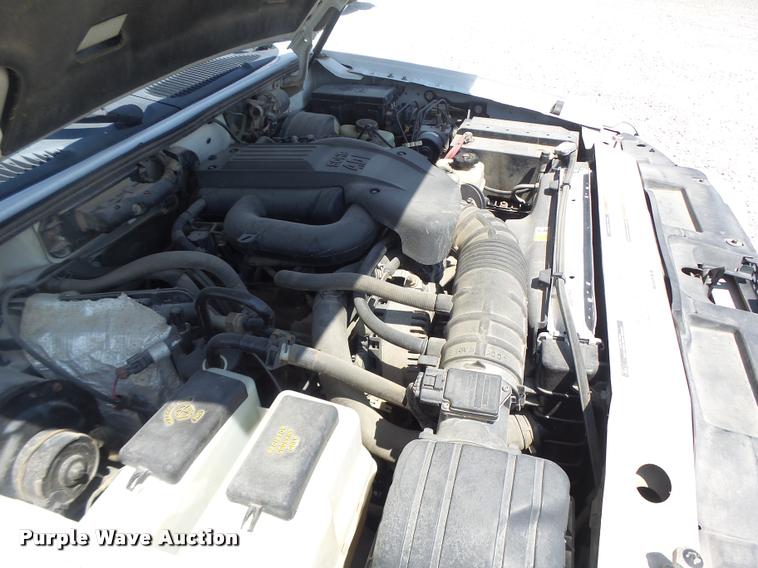 image for item DF9345 2001 Ford Explorer SUV