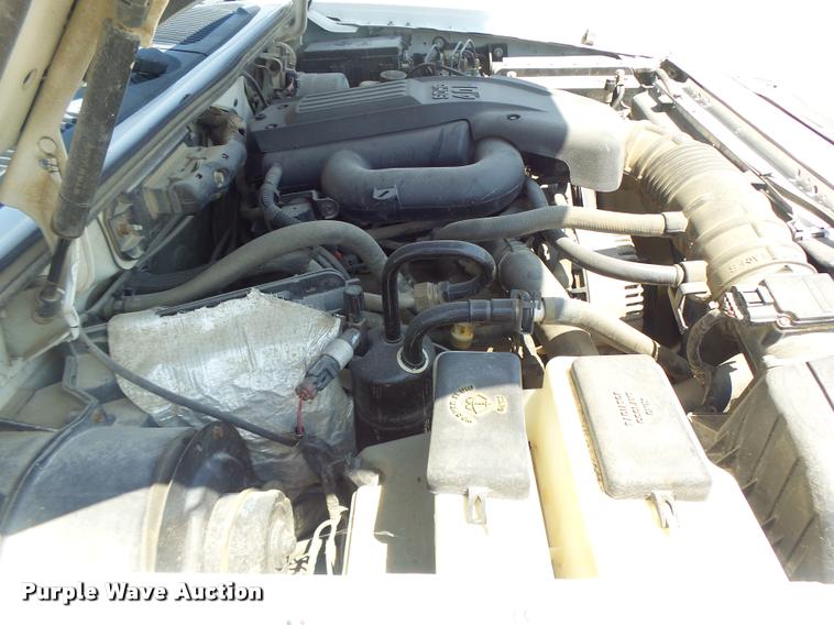 image for item DF9345 2001 Ford Explorer SUV