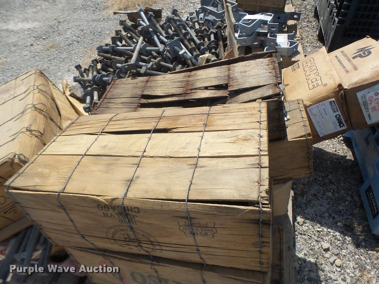 image for item DF9350 (4) pallets of electrical parts and accessories