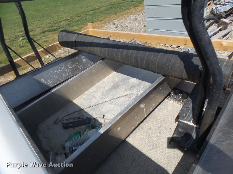 image for item DF9352 (3) tonneau covers