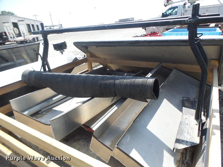 image for item DF9352 (3) tonneau covers