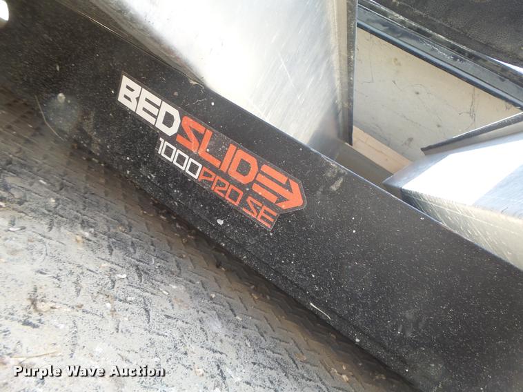 image for item DF9352 (3) tonneau covers