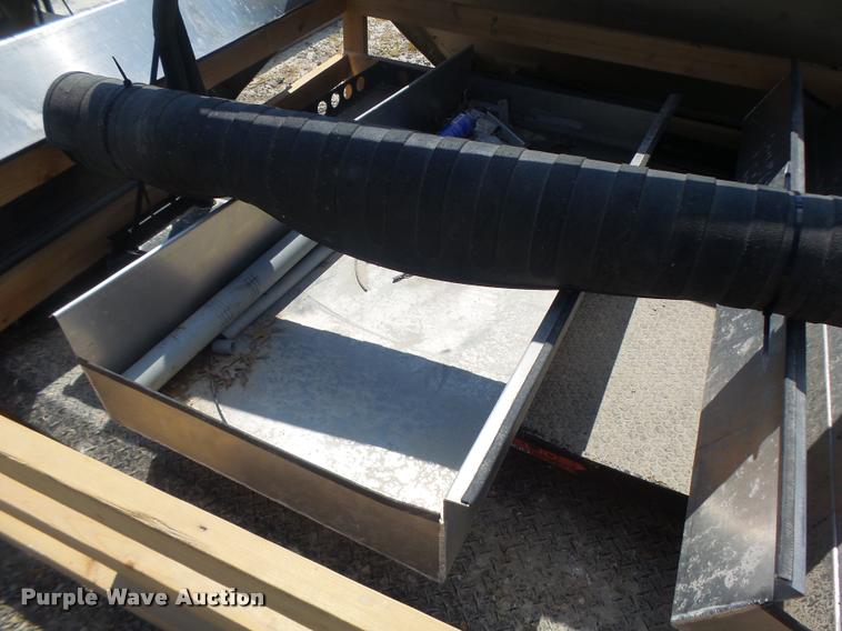 image for item DF9352 (3) tonneau covers