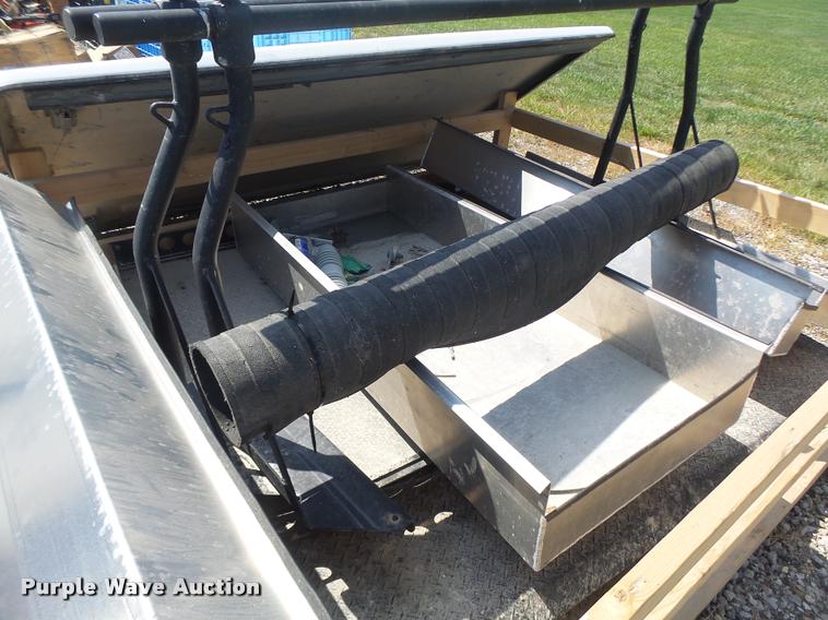 image for item DF9352 (3) tonneau covers