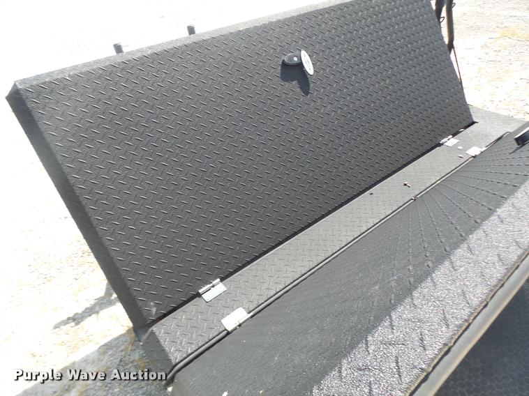 image for item DF9352 (3) tonneau covers