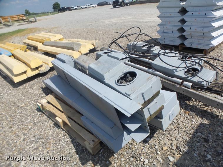 image for item DF9353 Building materials