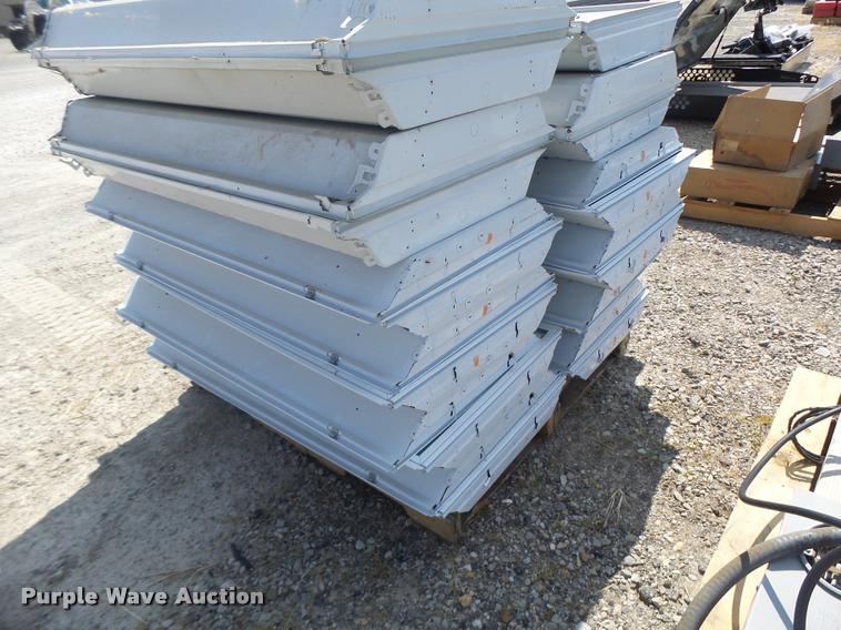 image for item DF9354 Light fixtures