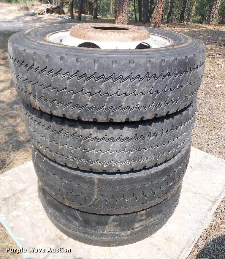 image for item DG9878 Ford F550 wheels