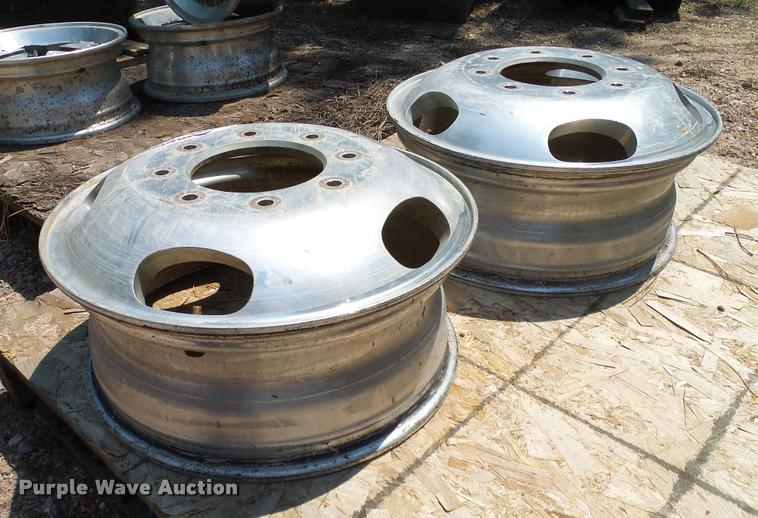 image for item DG9888 (2) wheels