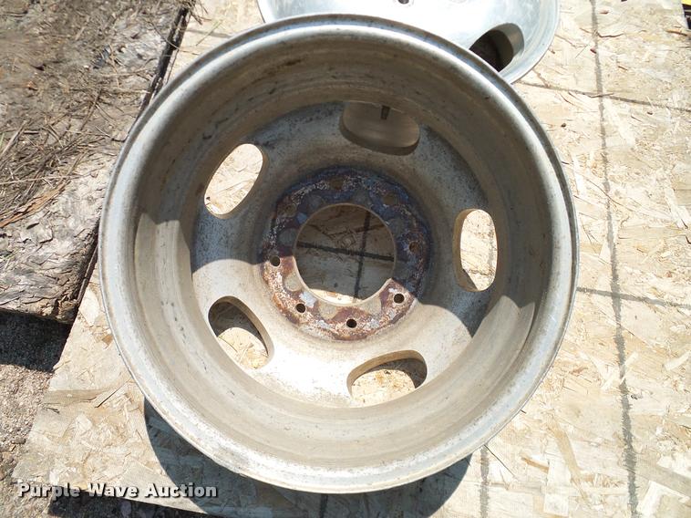 image for item DG9888 (2) wheels