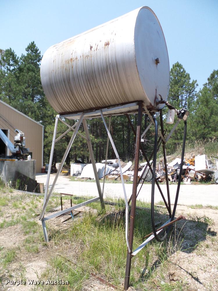 image for item DG9895 Fuel tank