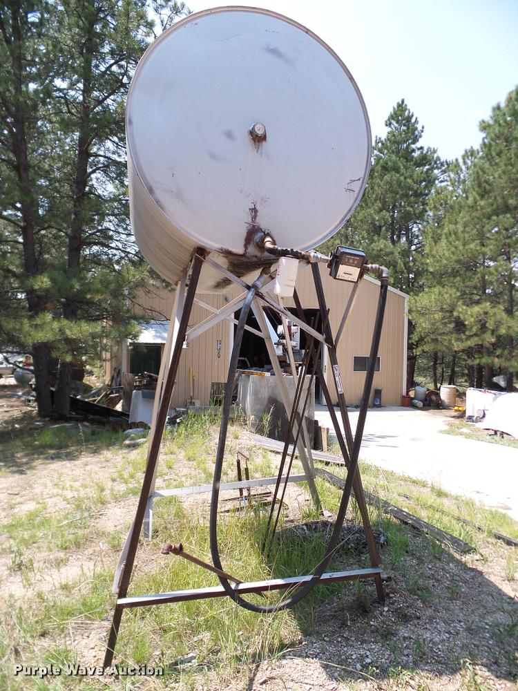 image for item DG9895 Fuel tank