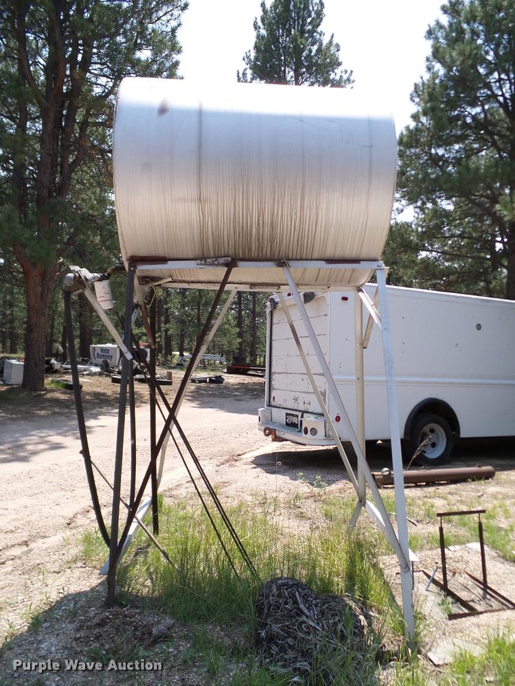 image for item DG9895 Fuel tank