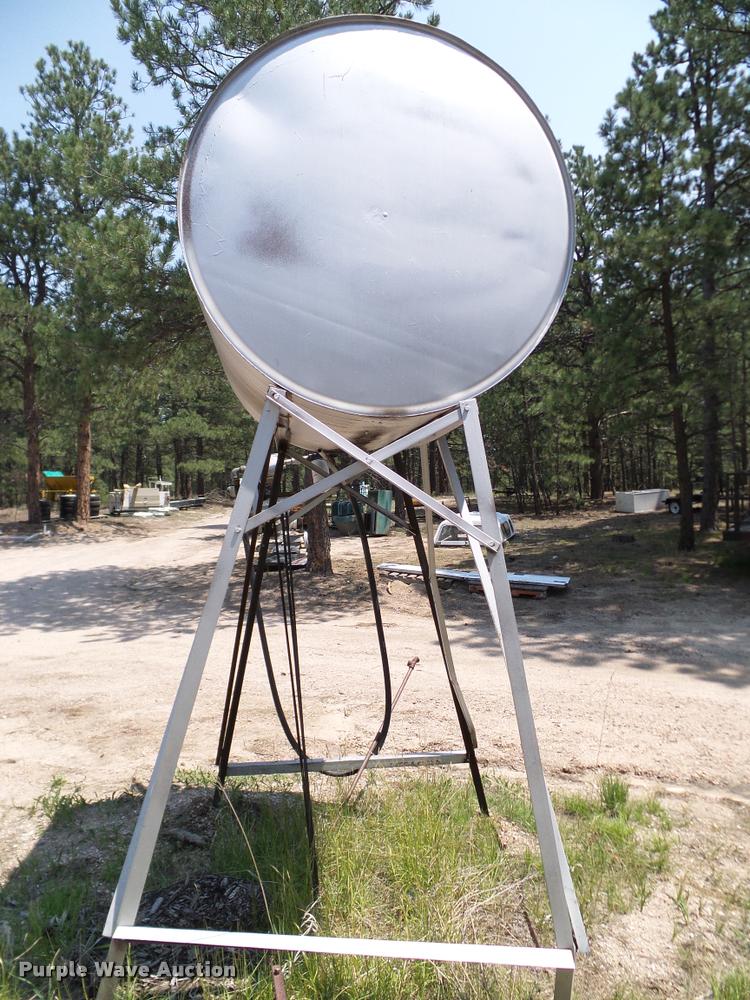 image for item DG9895 Fuel tank