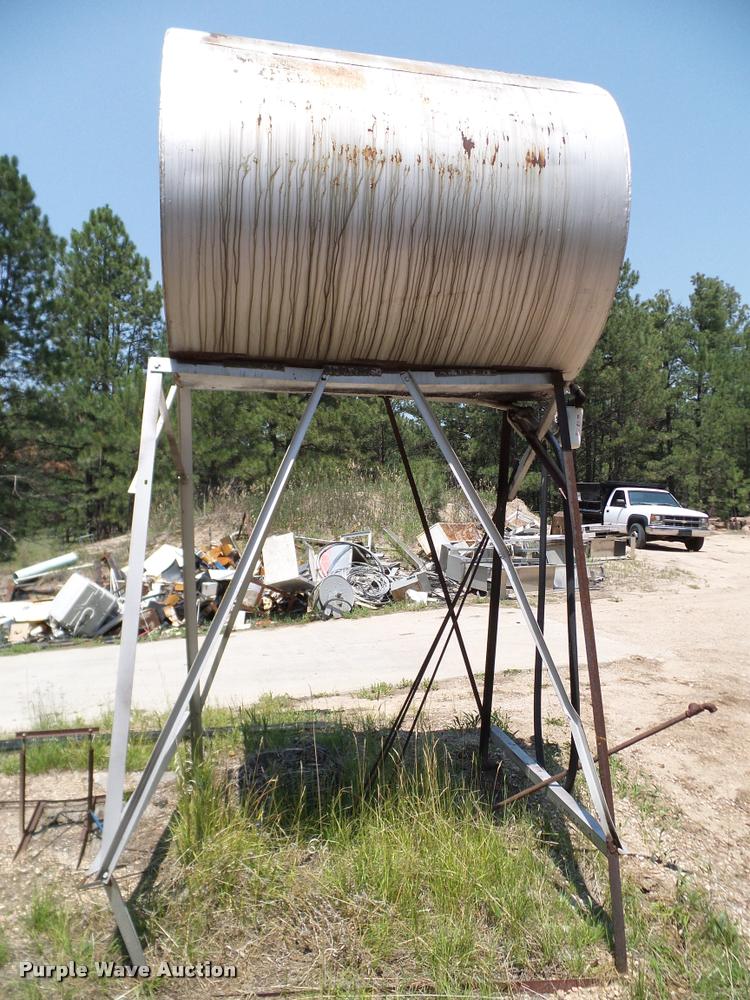 image for item DG9895 Fuel tank