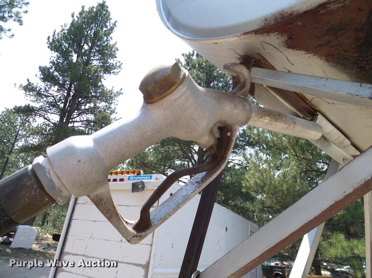 image for item DG9895 Fuel tank