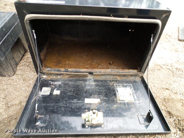 image for item DG9898 Toolbox