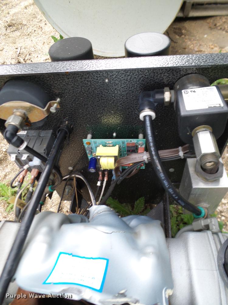 image for item DG9903 Gast P05860H2T air compressor