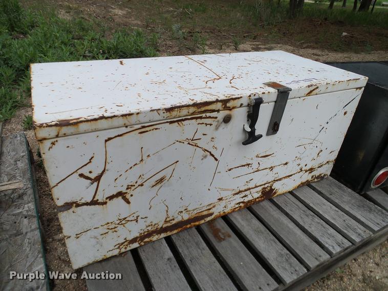 image for item DG9906 Toolbox