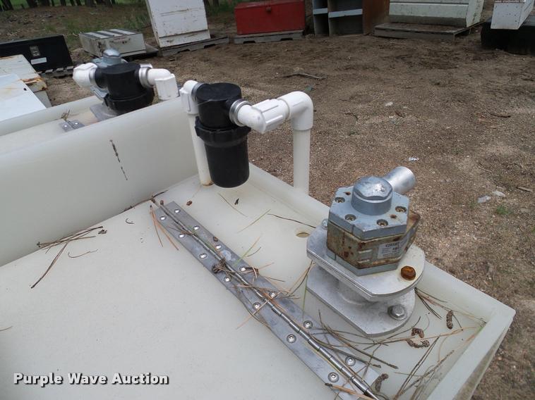 image for item DG9910 Sewer van parts