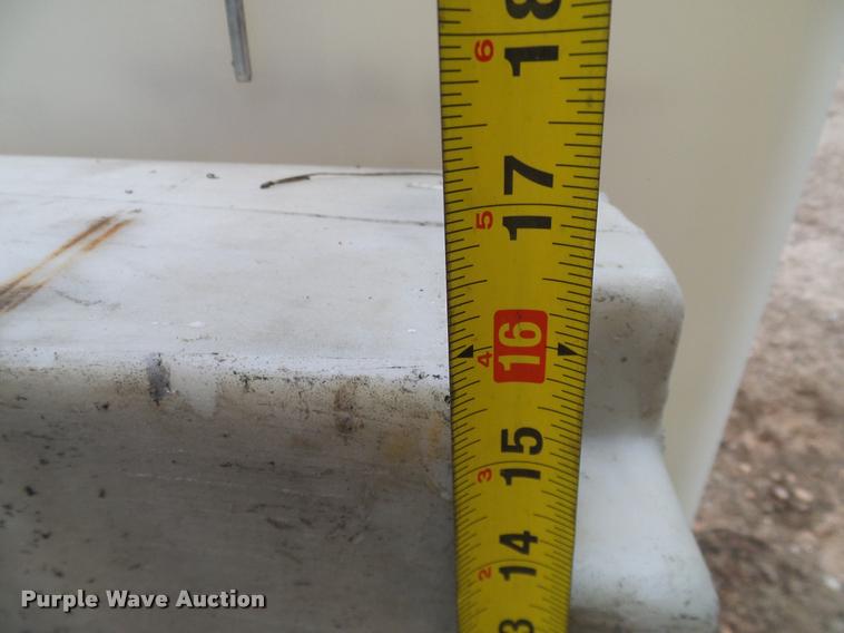 image for item DG9910 Sewer van parts