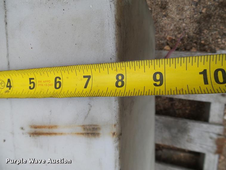 image for item DG9910 Sewer van parts