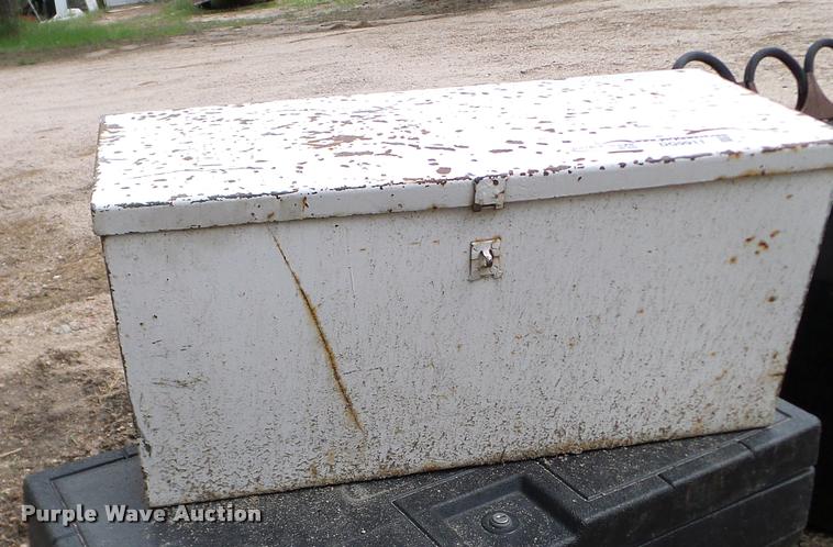 image for item DG9911 (2) toolboxes