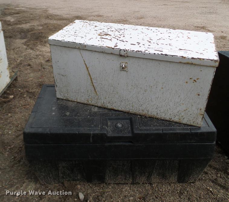 image for item DG9911 (2) toolboxes