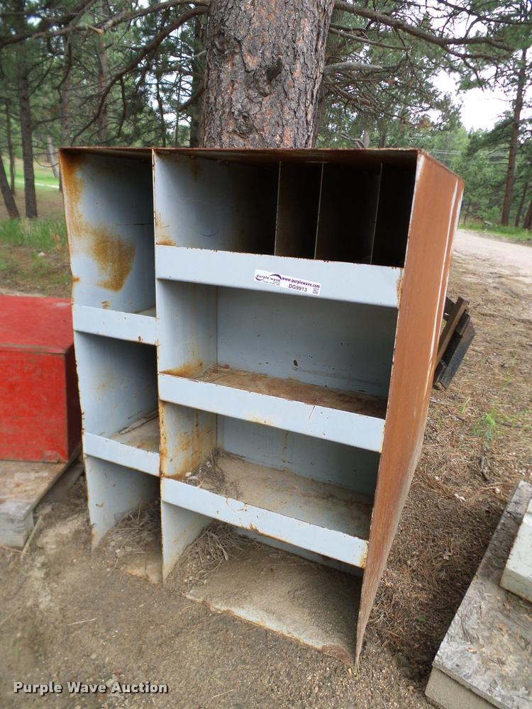 image for item DG9913 Parts bin