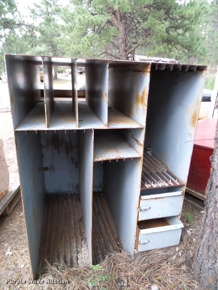 image for item DG9913 Parts bin