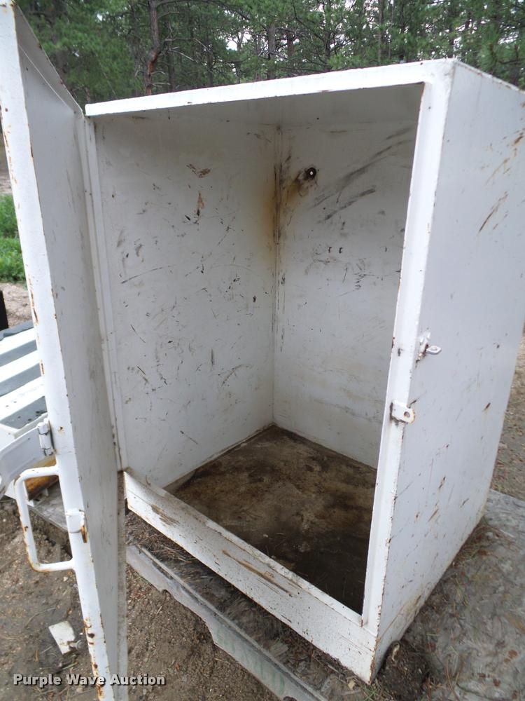 image for item DG9915 Tool chest