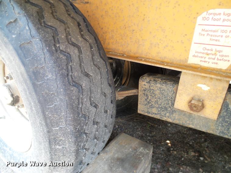 image for item DG9917 1997 Econoline SP623DF equipment trailer