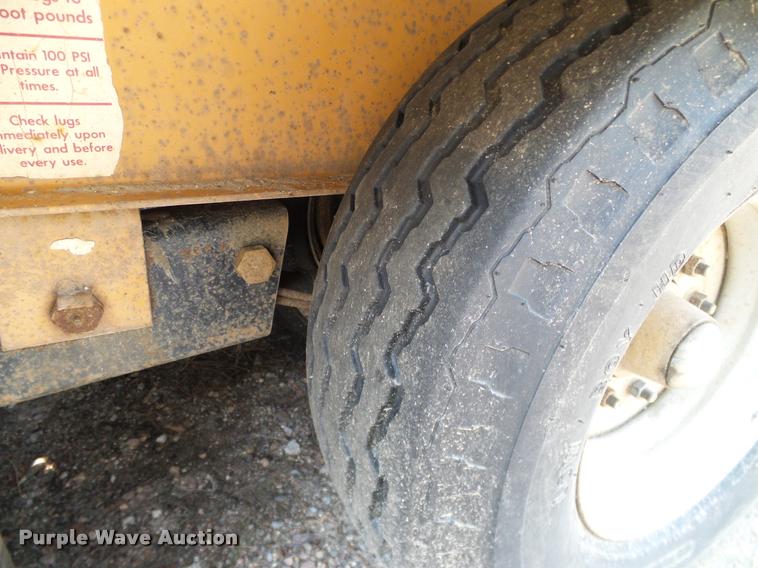 image for item DG9917 1997 Econoline SP623DF equipment trailer