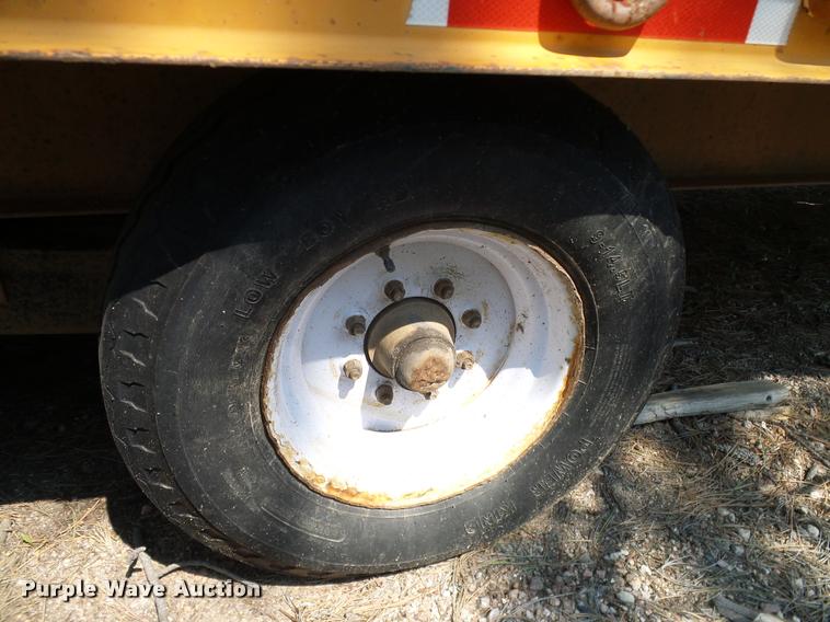 image for item DG9917 1997 Econoline SP623DF equipment trailer