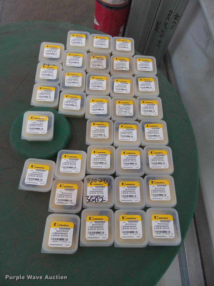 image for item DH9687 (35) Kennametal Inc. fine grain grade bits