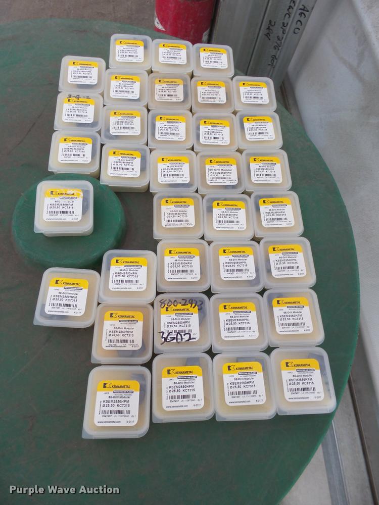 image for item DH9687 (35) Kennametal Inc. fine grain grade bits