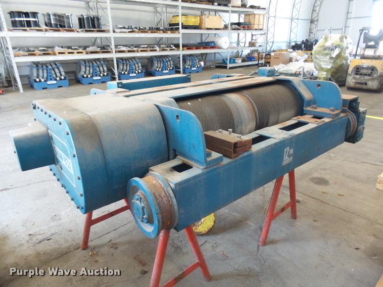 image for item DH9689 Shaw Box hoist