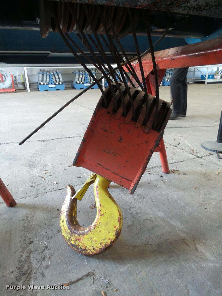 image for item DH9689 Shaw Box hoist
