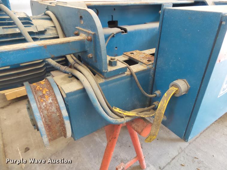 image for item DH9689 Shaw Box hoist