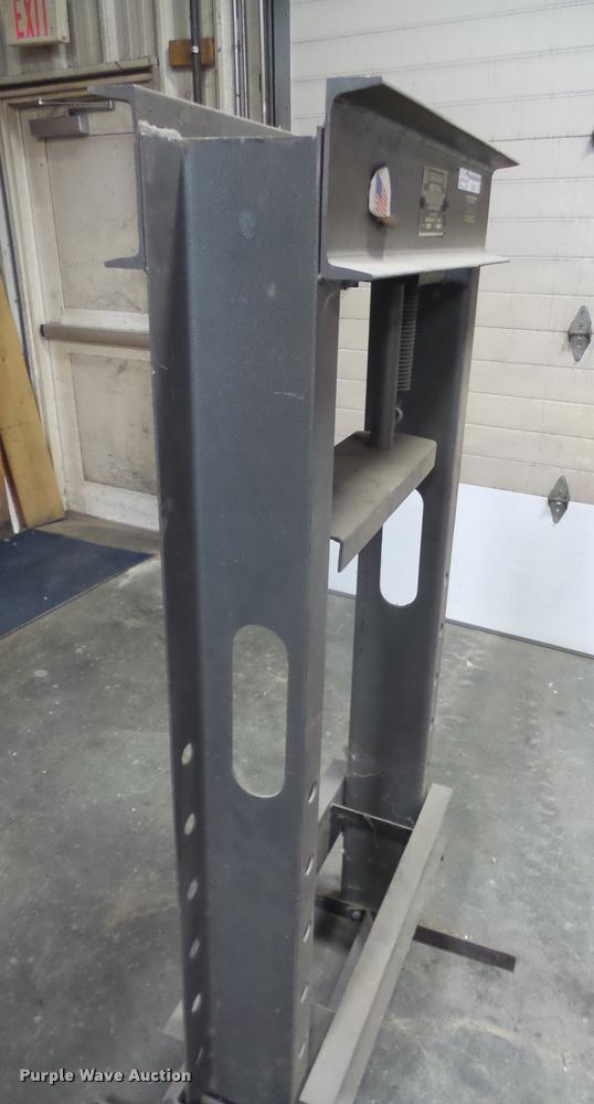 image for item DK9374 Carolina 30 ton press frame