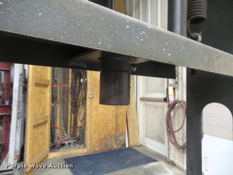 image for item DK9374 Carolina 30 ton press frame