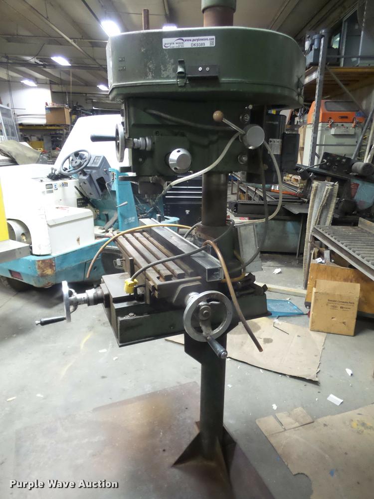 image for item DK9389 Kawneer milling machine