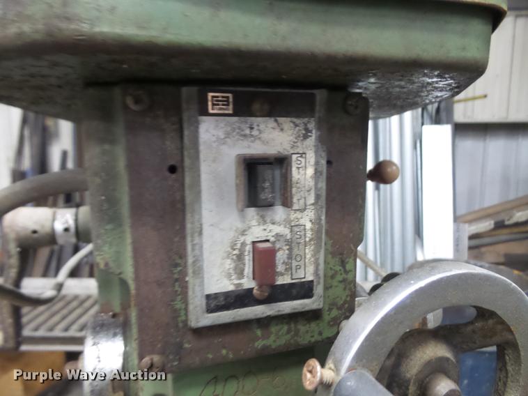 image for item DK9389 Kawneer milling machine