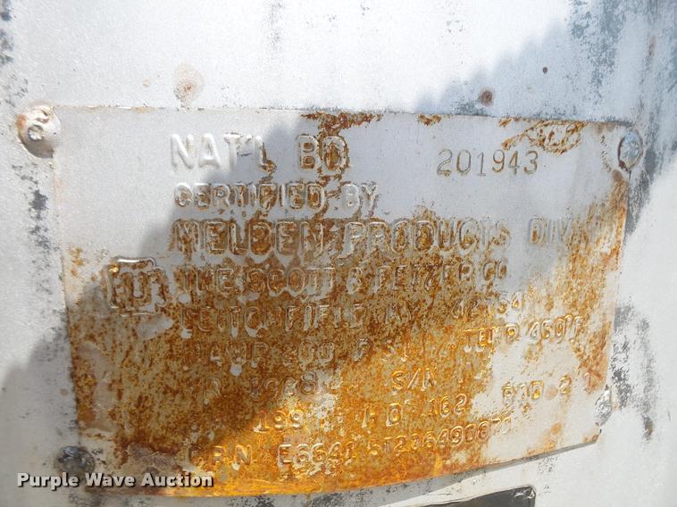 image for item DK9391 Campbell Hausfeld TF410821VA air compressor