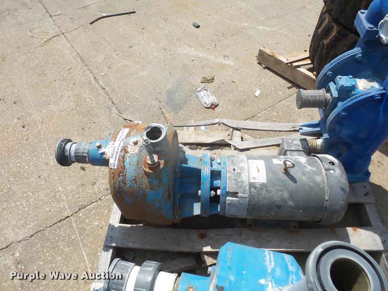 image for item DK9394 (3) pumps