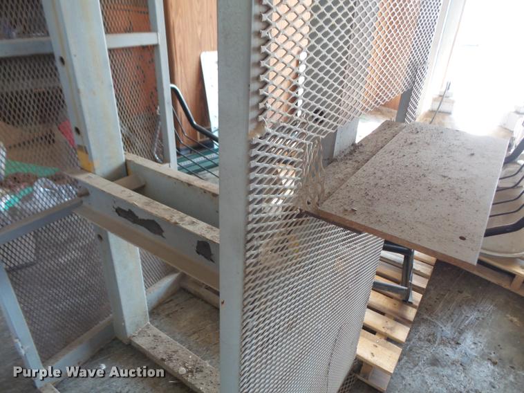 image for item DK9413 Shop press frame