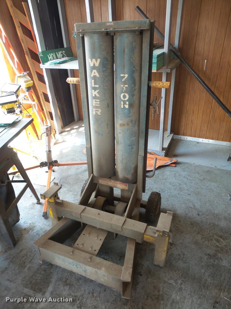 image for item DK9414 Walker pneumatic bumper jack