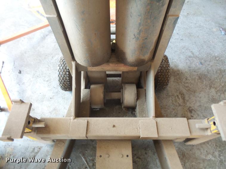 image for item DK9414 Walker pneumatic bumper jack