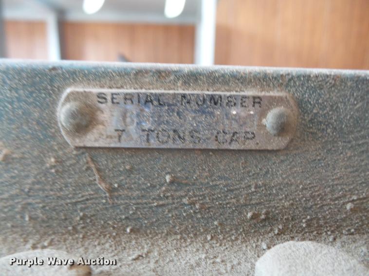 image for item DK9414 Walker pneumatic bumper jack